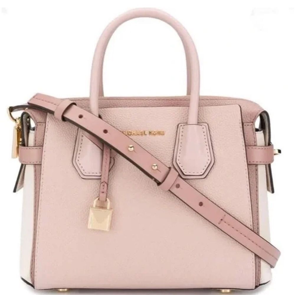 Michael Kors Mercer bag

Michael Kors Blush Pink Satchel with Gold Details